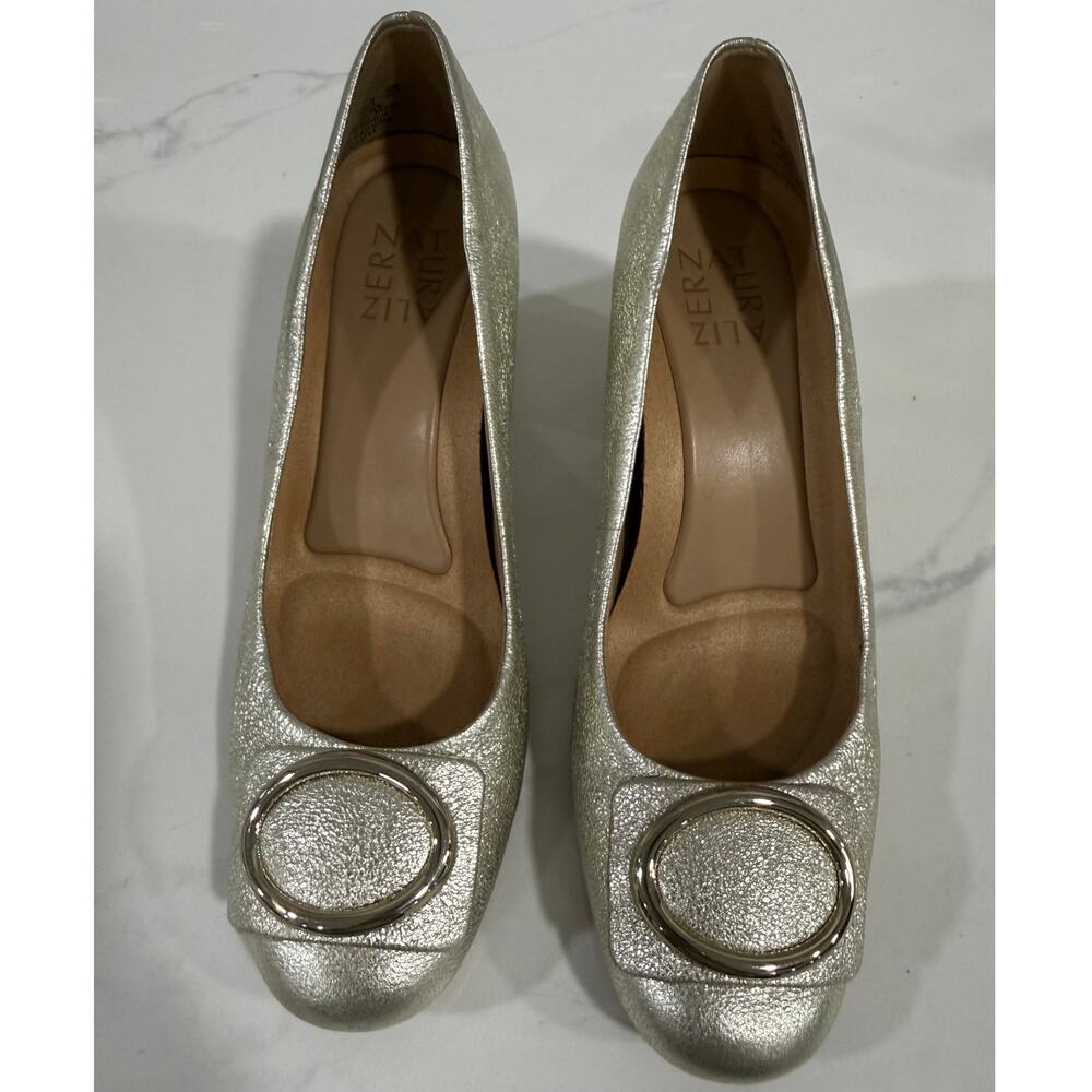 Naturalizer Women's Gold Metallic Wedge Pumps Round Toe Size 8M Special Occasion